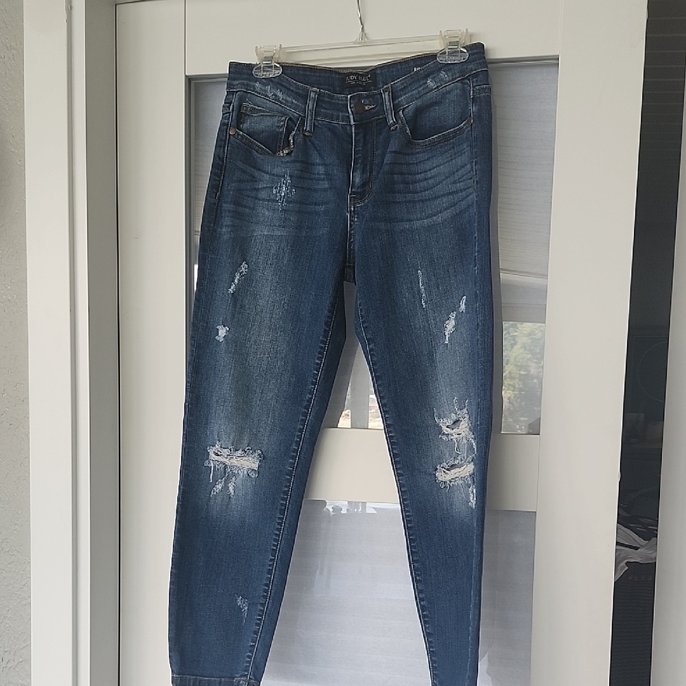 Judy Blue Skinny Jeans with Distressed Details